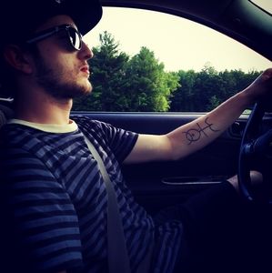 Meet your Posher, Bastien